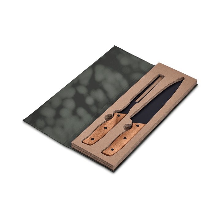 Ermelo Carving Set – Andy Cartwright showcasing stainless steel knives with wooden handles in a box.